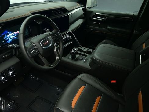 Used 2024 GMC Sierra 1500 AT4 w/ Technology Package image 19