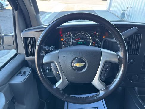 Used 2017 Chevrolet Express 3500 LT w/ LT Preferred Equipment Group image 10