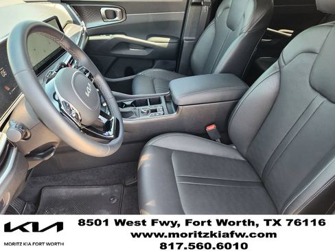 Used 2025 Kia Sorento S AWD/4WD image 9