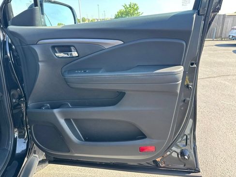 Used 2023 Honda Ridgeline Sport image 38