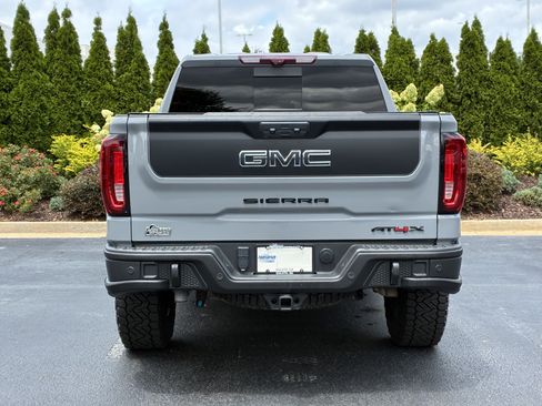 Used 2024 GMC Sierra 1500 AT4X w/ AT4X AEV Edition AWD/4WD image 9