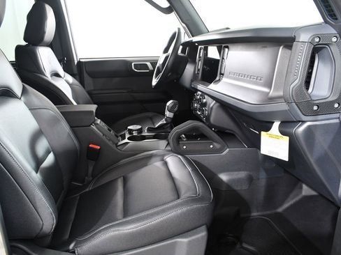 New 2026 Ford Bronco Badlands AWD/4WD image 10