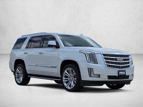 Used 2017 Cadillac Escalade Premium Luxury w/ LPO, Radiant Package RWD image 3