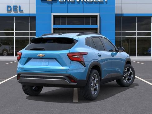 New 2026 Chevrolet Trax LT image 4