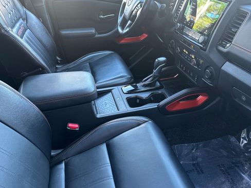 Used 2023 Nissan Frontier PRO-4X w/ Pro-4X Premium Package image 16