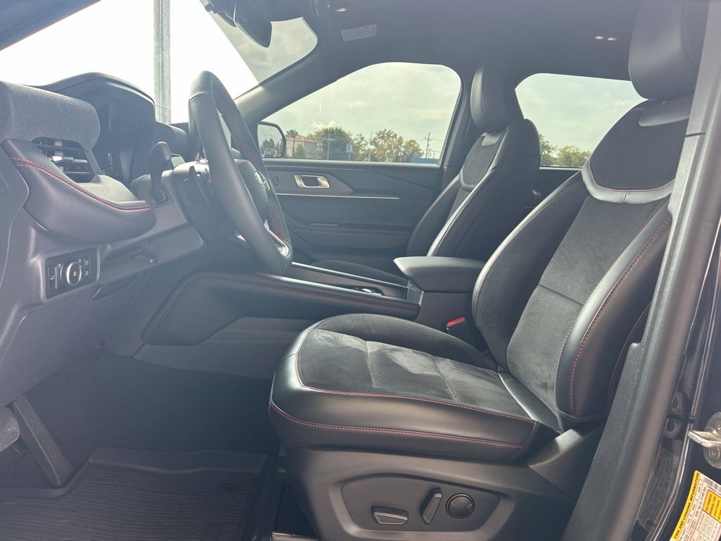 Used 2026 Ford Explorer ST AWD/4WD image 8
