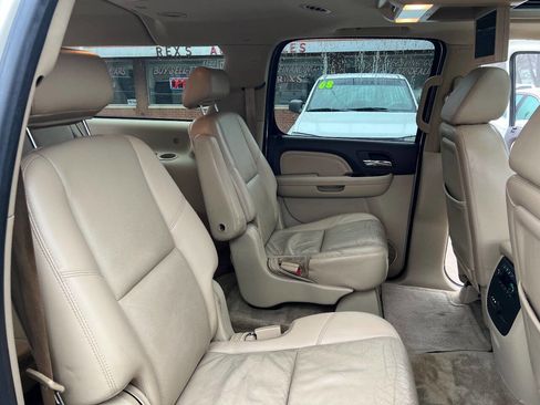 Used 2009 GMC Yukon XL Denali image 20