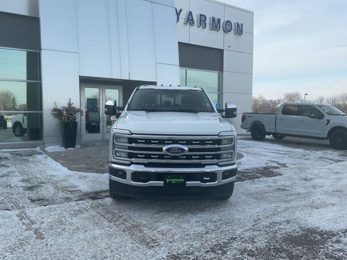 Used 2023 Ford F350 Lariat w/ Chrome Package image 8