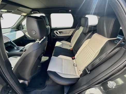 New 2026 Land Rover Discovery Sport Landmark AWD/4WD image 15