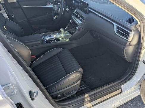 Used 2026 Genesis G70 2.5T Prestige image 12