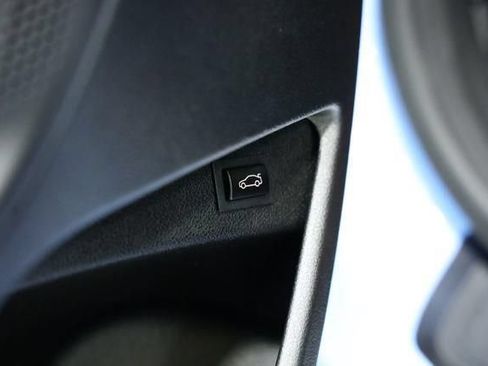 Used 2024 BMW M2 w/ Lighting Package RWD image 35