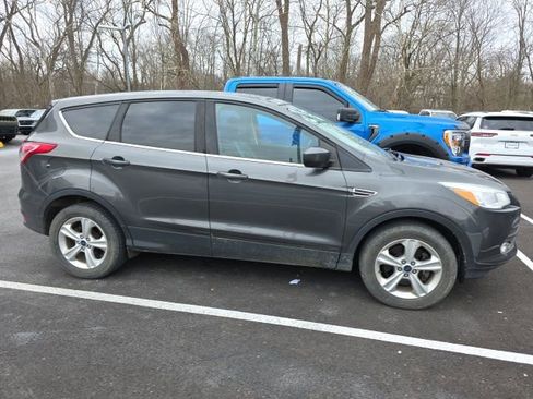 Used 2016 Ford Escape SE image 13
