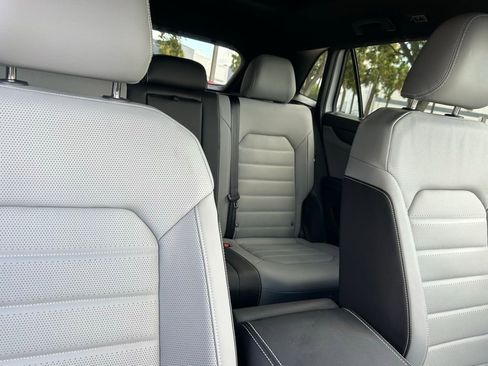 New 2026 Volkswagen Atlas Cross Sport SEL R-Line image 34