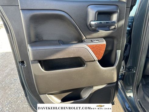 Used 2017 GMC Sierra 1500 SLE w/ SLE Value Package image 18