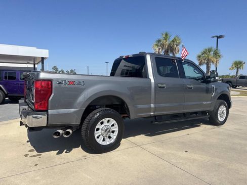 Used 2022 Ford F250 XLT AWD/4WD image 7
