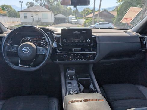 Used 2023 Nissan Pathfinder Rock Creek AWD/4WD image 8