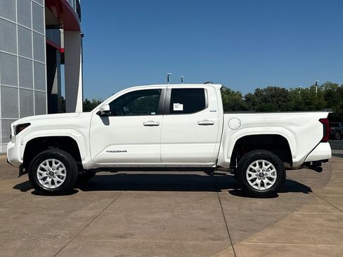 New 2026 Toyota Tacoma SR5 AWD/4WD image 7