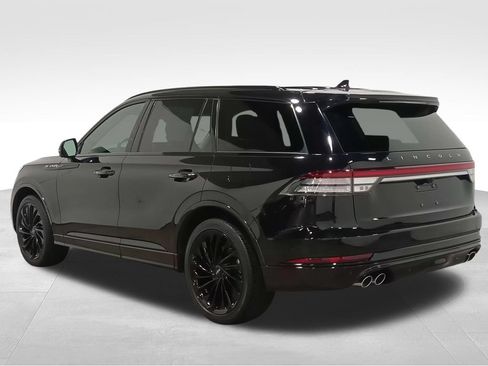 Certified 2023 Lincoln Aviator Reserve w/ Equipment Group 201A AWD/4WD image 8