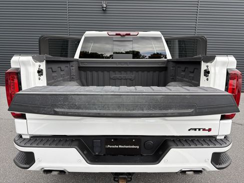 Used 2024 GMC Sierra 1500 AT4 w/ Technology Package AWD/4WD image 29