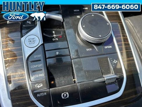 Used 2023 BMW X7 xDrive40i w/ Premium Package AWD/4WD image 24