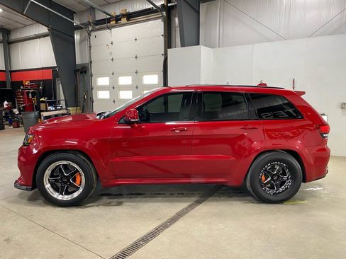 Used 2019 Jeep Grand Cherokee Trackhawk image 4