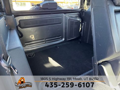 Used 2023 Ford Bronco Wildtrak image 38