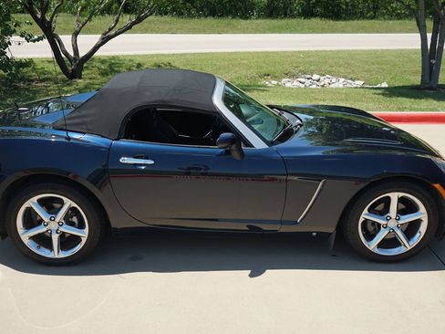 Used 2008 Saturn Sky Red Line RWD image 17