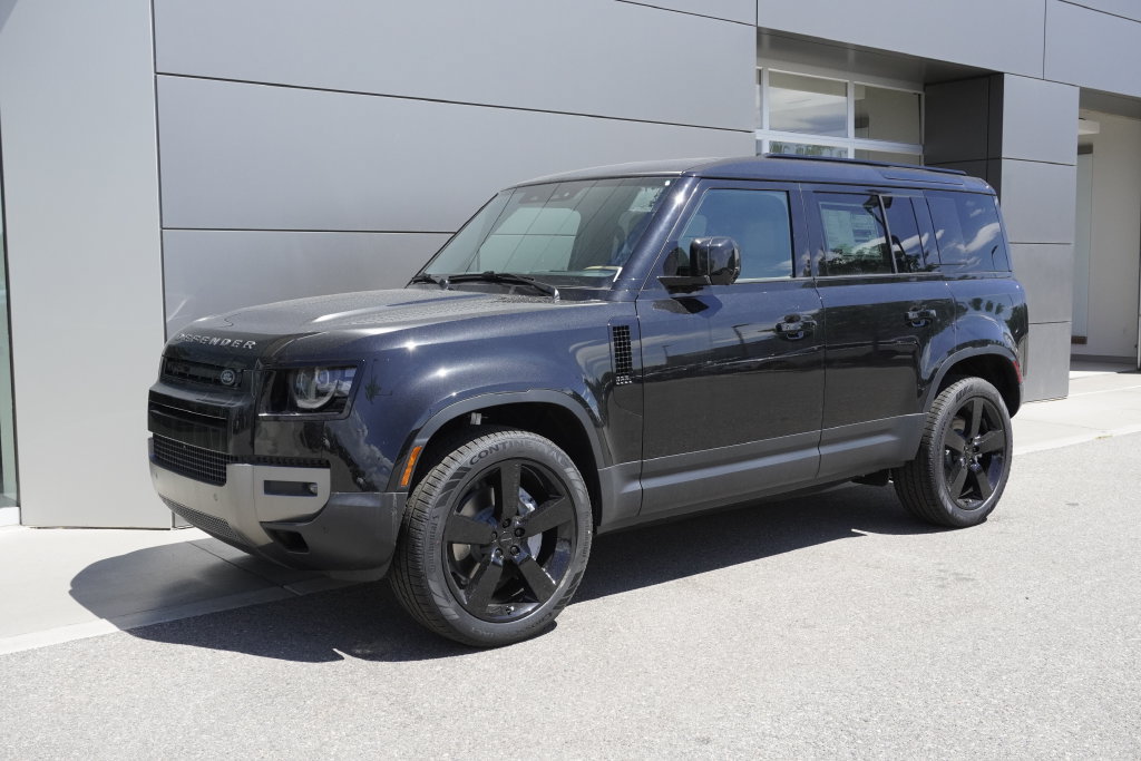 New 2026 Land Rover Defender 110 S AWD/4WD image 3