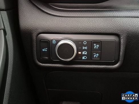 Used 2021 Ford Explorer 2WD image 16