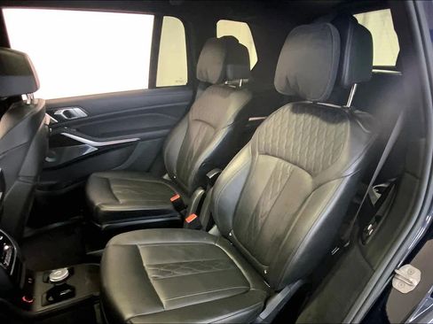 Used 2019 BMW X7 xDrive50i w/ M Sport Package image 20