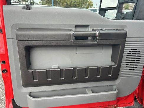 Used 2016 Ford F250 XL w/ Power Equipment Group image 18