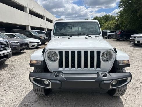 Used 2023 Jeep Gladiator Overland image 4