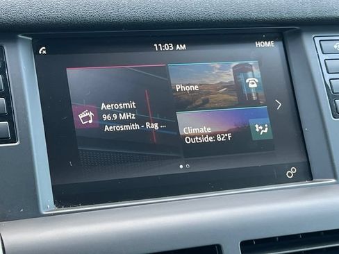 Used 2019 Land Rover Discovery Sport SE AWD/4WD image 27