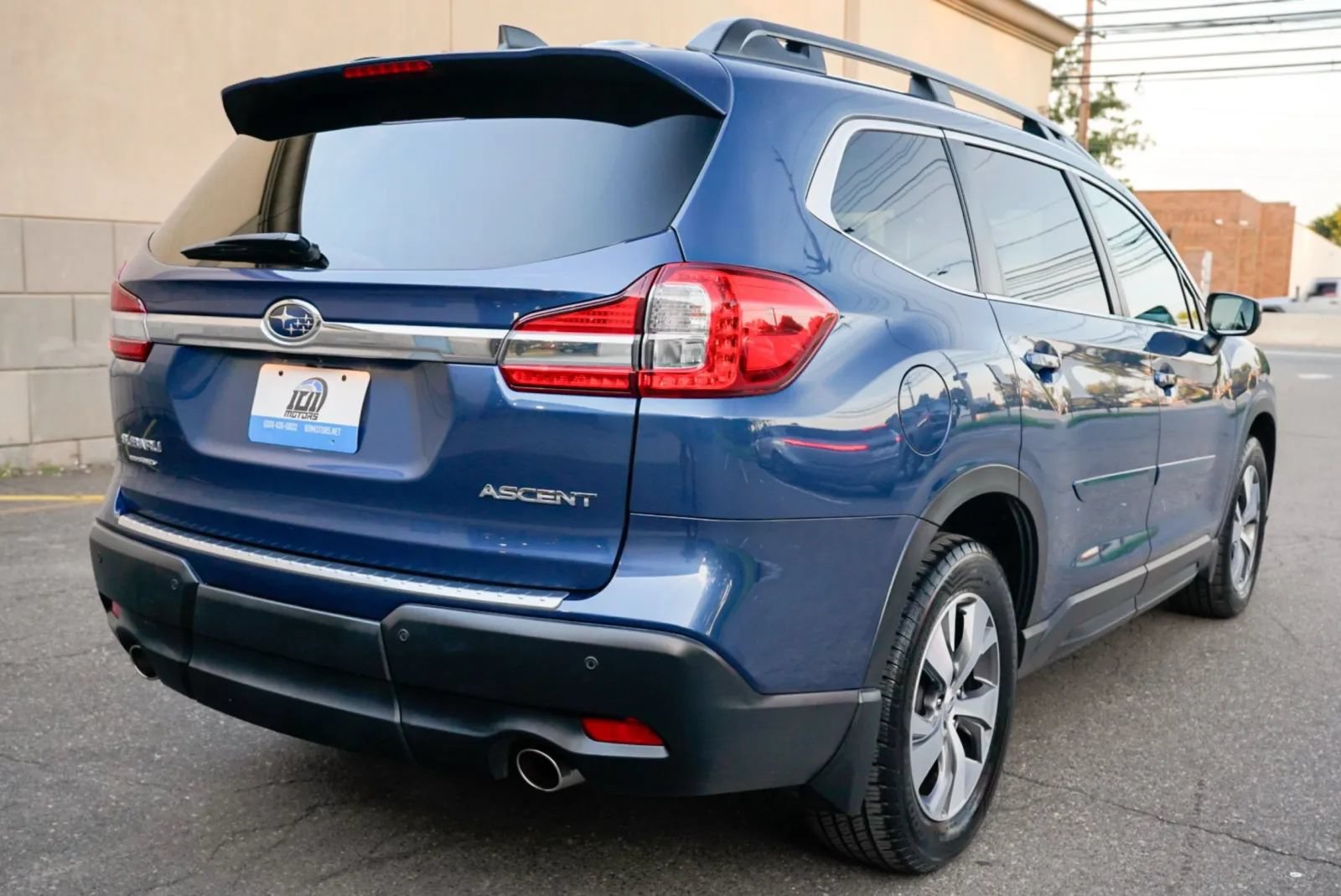 Used 2021 Subaru Ascent Premium w/ Convenience Package AWD/4WD image 5