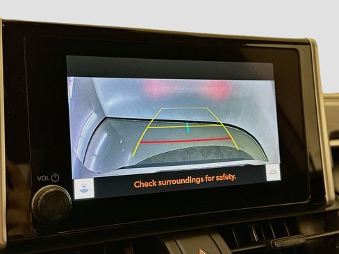 Used 2025 Toyota RAV4 LE AWD/4WD image 23