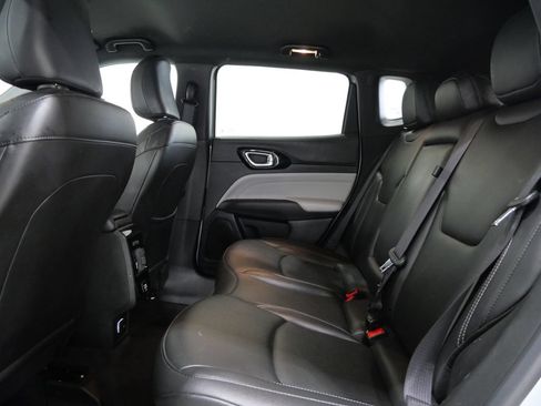 Used 2025 Jeep Compass Limited AWD/4WD image 23