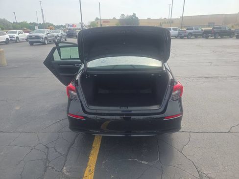 Certified 2024 Honda Civic Touring image 22