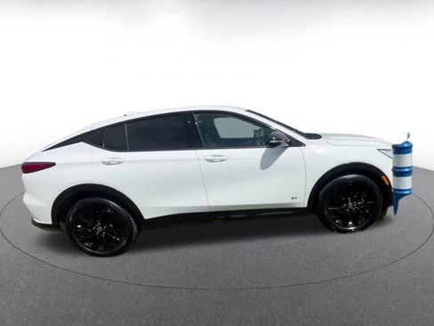 Used 2025 Buick Envista Sport Touring image 16