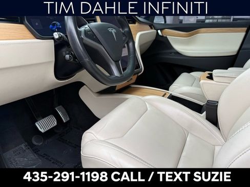 Used 2018 Tesla Model X 75D image 10