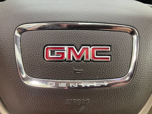 Used 2019 GMC Acadia Denali AWD/4WD image 28