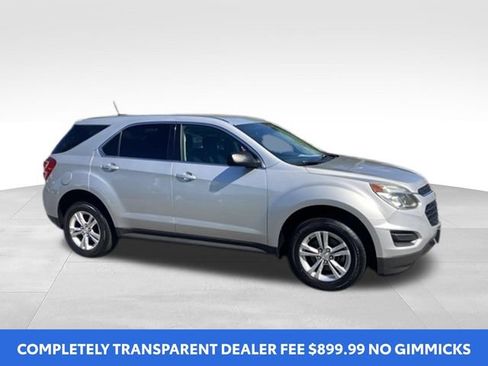 Used 2017 Chevrolet Equinox LS FWD image 2