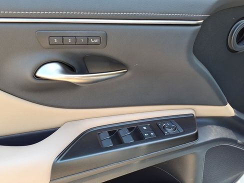Used 2019 Lexus ES 350 w/ Premium Package FWD image 7