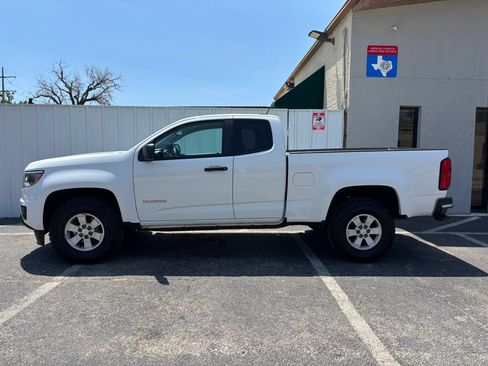Used 2017 Chevrolet Colorado W/T w/ WT Convenience Package RWD image 2