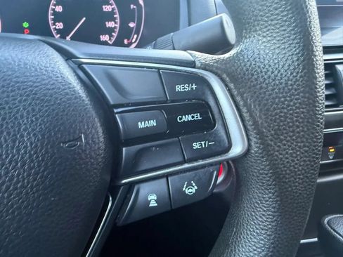Used 2019 Honda Accord EX image 14