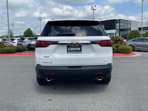 Used 2023 Chevrolet Traverse LT FWD image 6