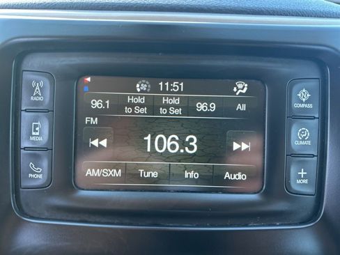 Used 2017 Jeep Cherokee Latitude w/ True North Edition AWD/4WD image 24