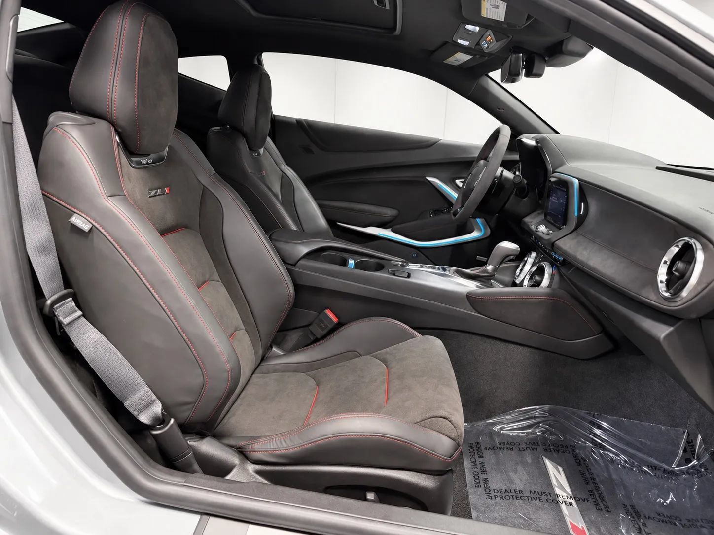 Used 2023 Chevrolet Camaro ZL1 RWD image 17