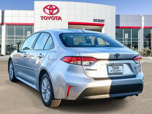 New 2026 Toyota Corolla LE FWD image 5