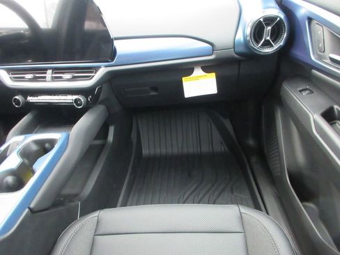 New 2026 Chevrolet Equinox EV LT image 16