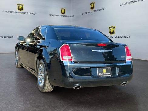 Used 2012 Chrysler 300 Limited image 6